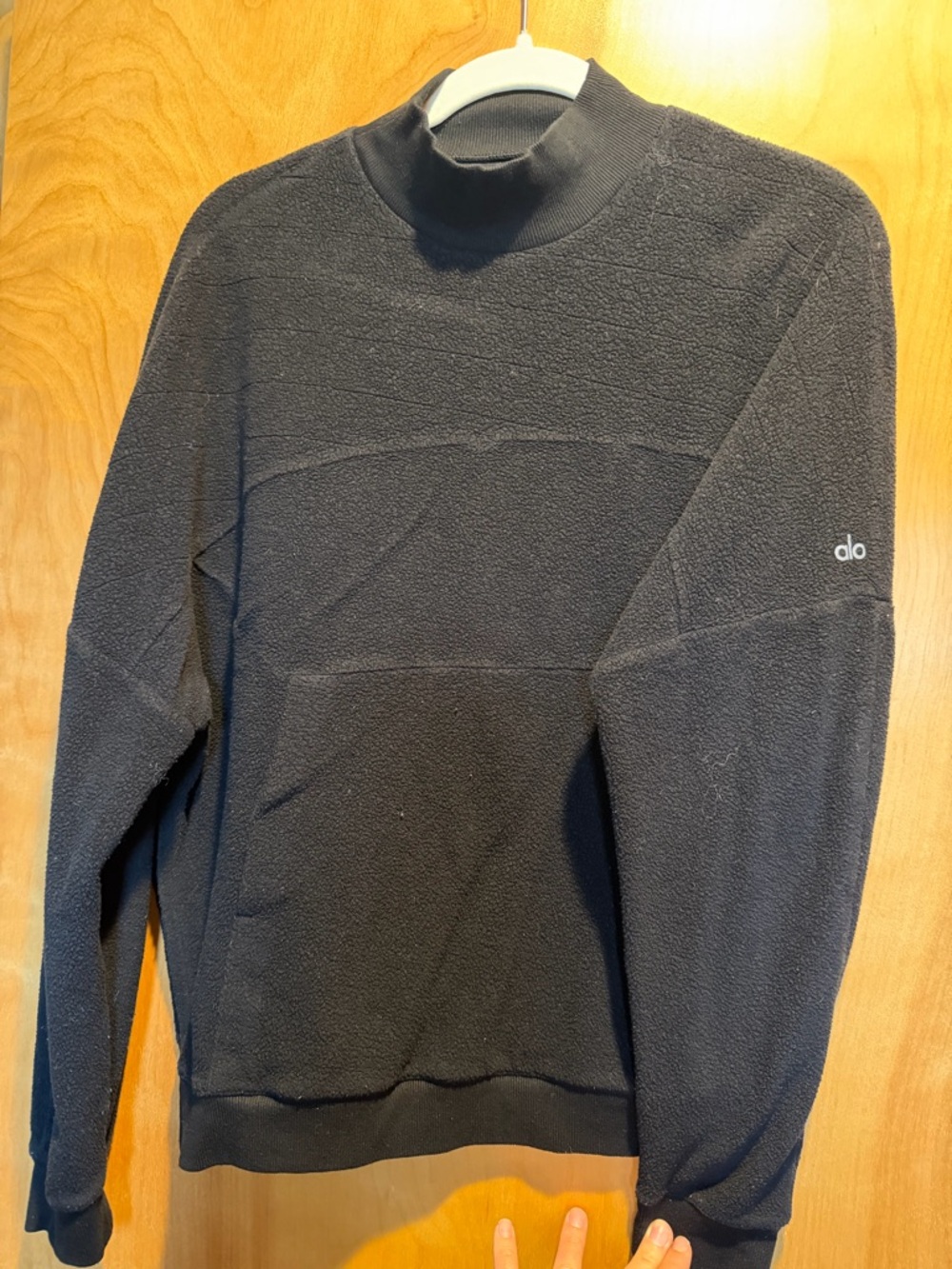 ALO Yoga Women’s Black Turtleneck Fleece Sweater